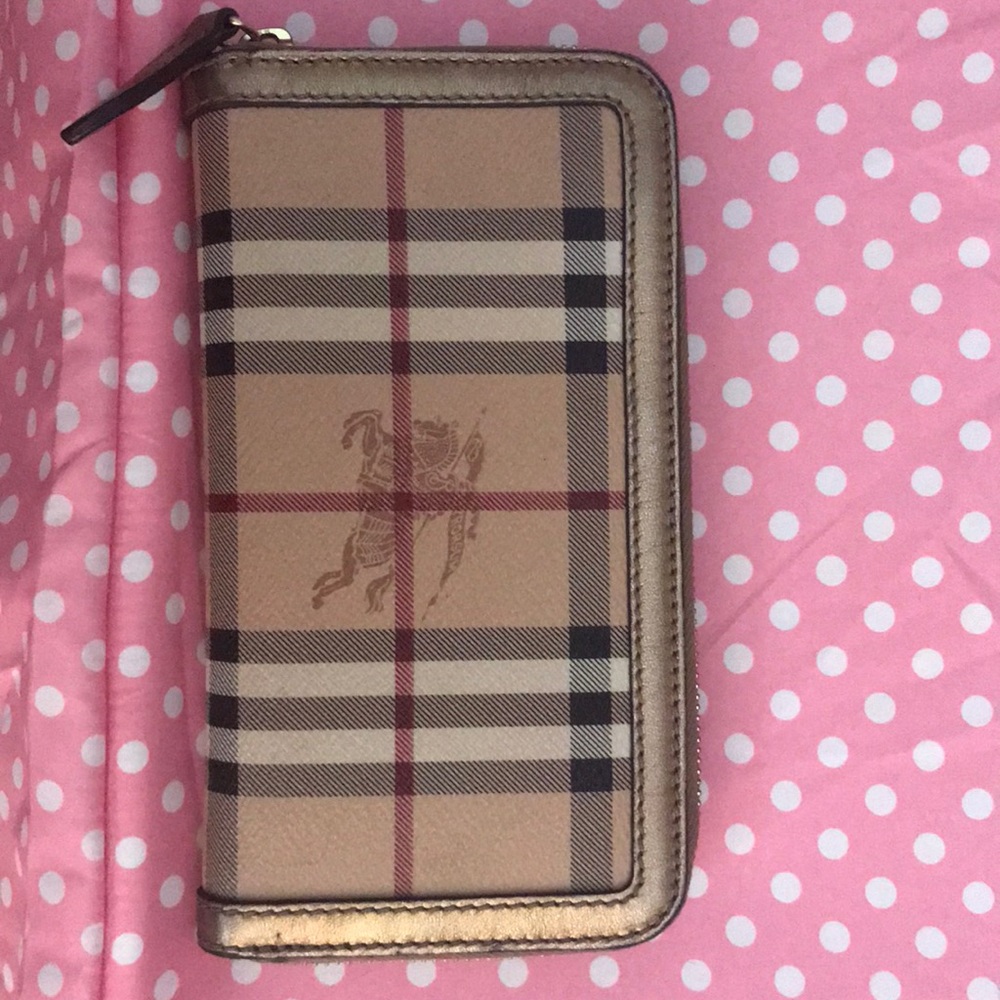 Burberry checkbook wallet tan with horses